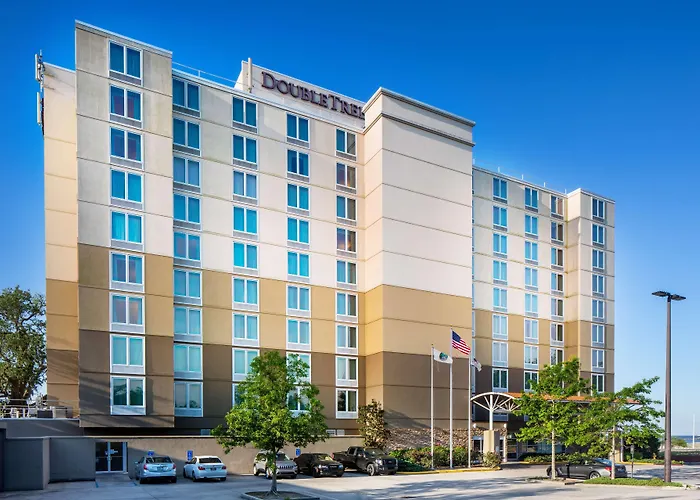 Doubletree By Hilton Biloxi